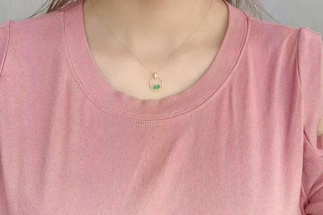 emerald quartz necklace